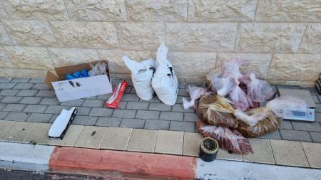 ضبط معسل مهرب وممنوع من البيع في جديدة المكر